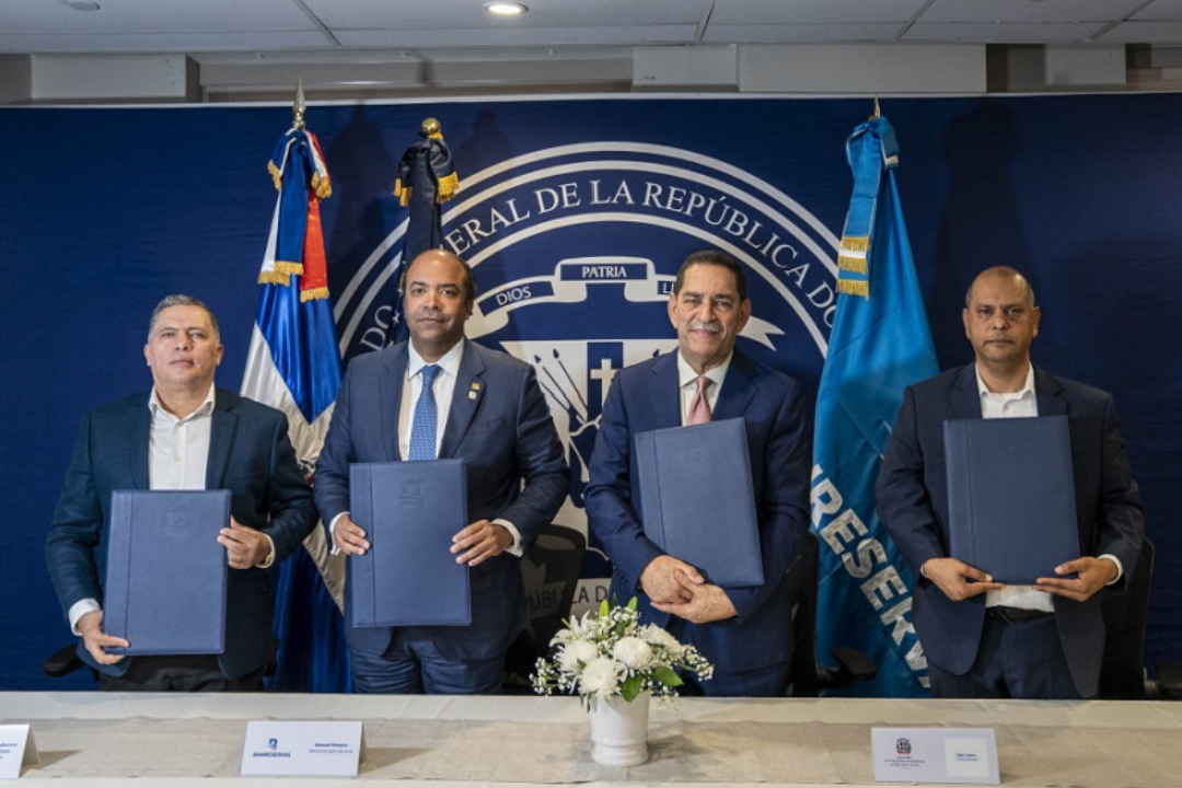 Banreservas lanza en Nueva York APP Remesas Reservas Noticias hora X hora