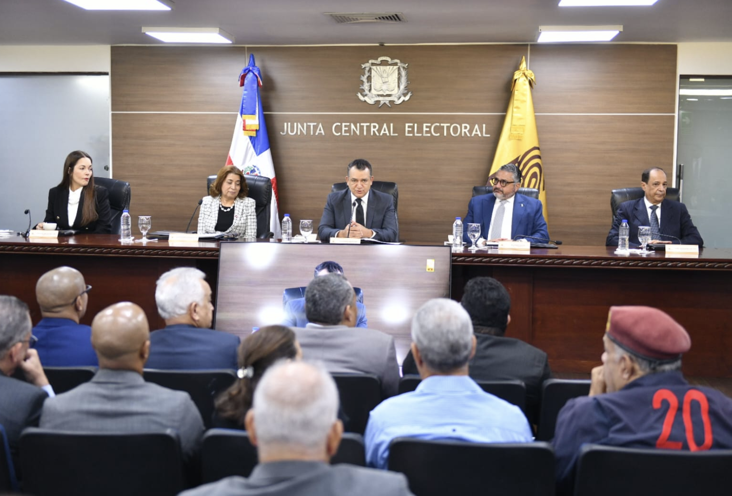 Captura de pantalla 2025-10-14 a la(s) 6.02.53 p. m.
