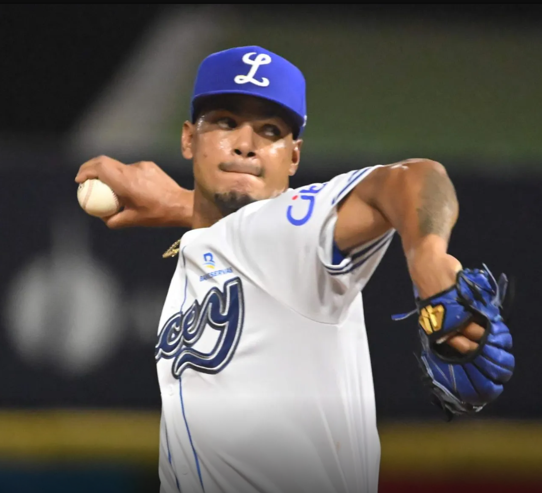 Captura de pantalla 2025-12-12 072507